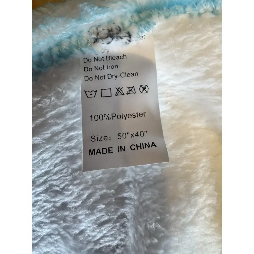 Baby Shark Plush Throw Blanket 50x40 Nickelodeon Kids Toddler Fleece New